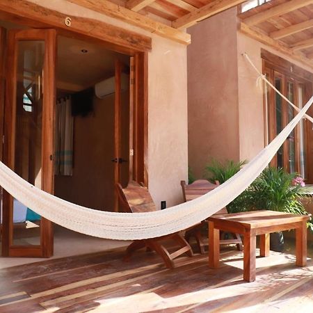 Hotel Rinconcito De Mazunte Санта-Мария-Тонамека Экстерьер фото