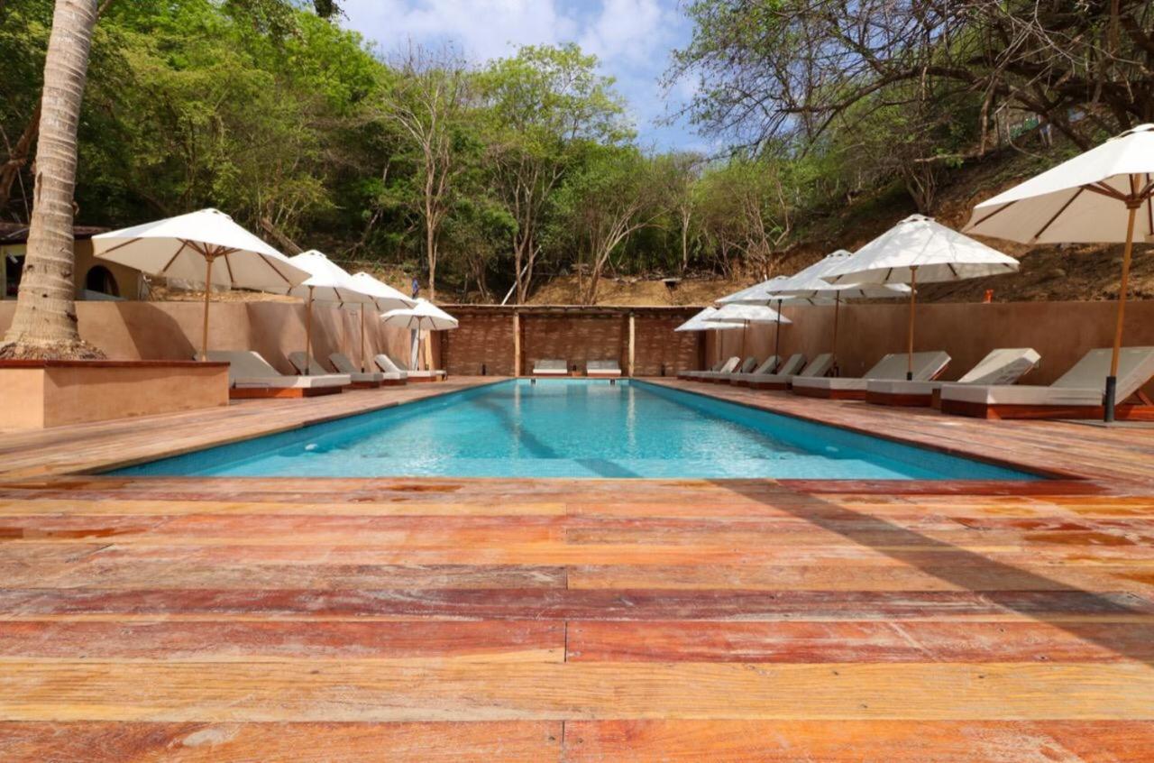 Hotel Rinconcito De Mazunte Санта-Мария-Тонамека Экстерьер фото