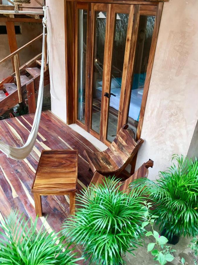 Hotel Rinconcito De Mazunte Санта-Мария-Тонамека Экстерьер фото