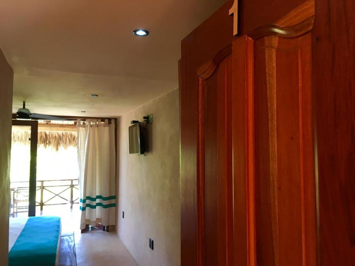 Hotel Rinconcito De Mazunte Санта-Мария-Тонамека Экстерьер фото