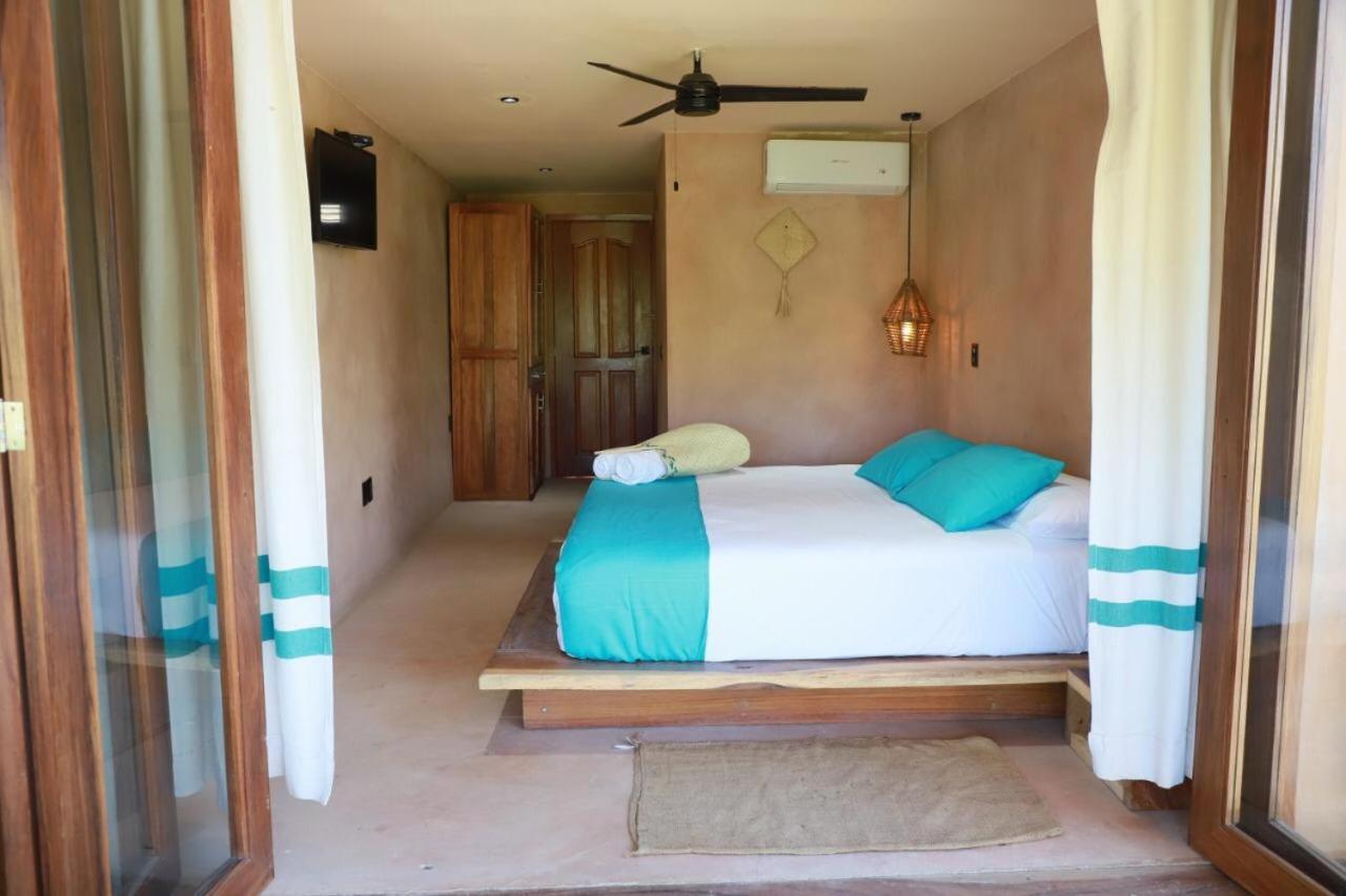 Hotel Rinconcito De Mazunte Санта-Мария-Тонамека Экстерьер фото